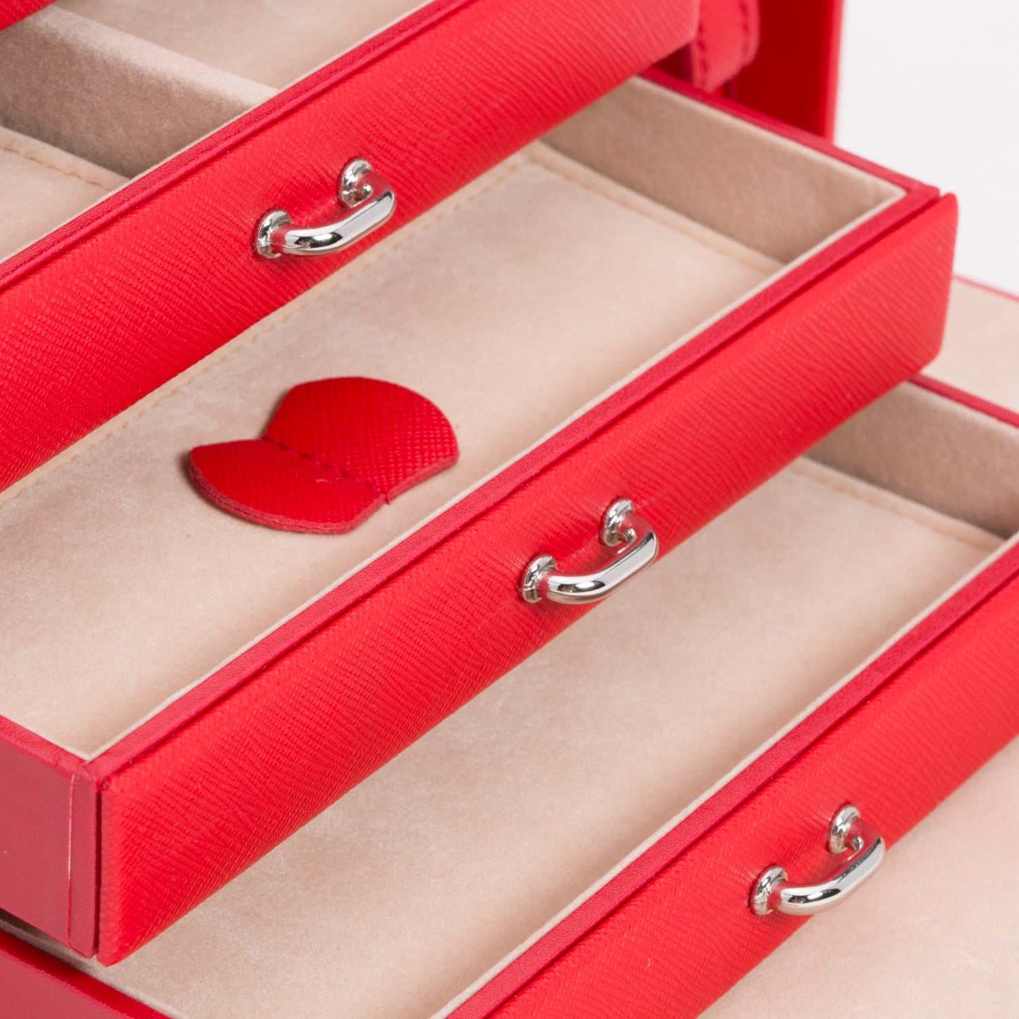 Strapista UKJewellery BoxWolf Heritage Small Jewellery Box Red Saffiano 280014Strapista UK