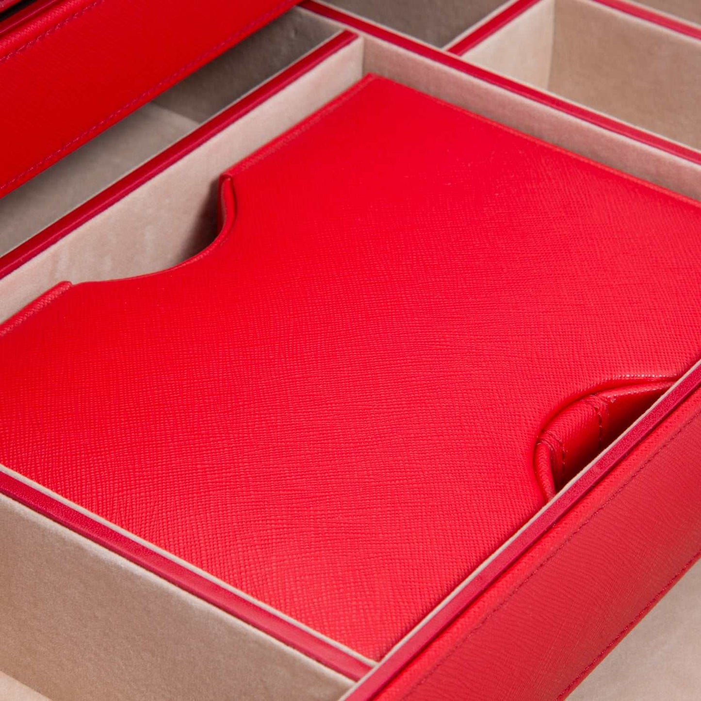 Jewellery BoxWolf Heritage Jewellery Armoire Red Saffiano 280814Introducing the Wolf Heritage Jewellery Armoire in striking Red Saffiano (Model: 280814) – an embodiment of unique style harmoniously blended with functional design.