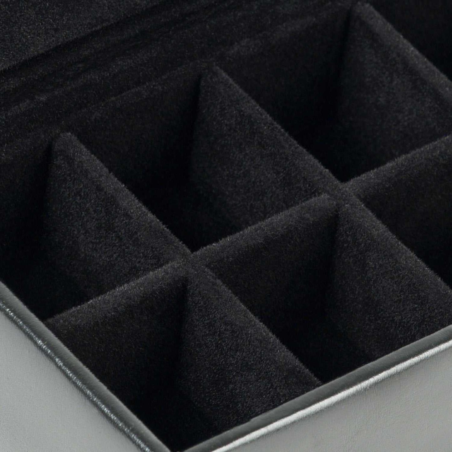 WOLFWOLF HERITAGE 8 PIECE BLACK CUFFLINK BOX | 290202Strapista UK